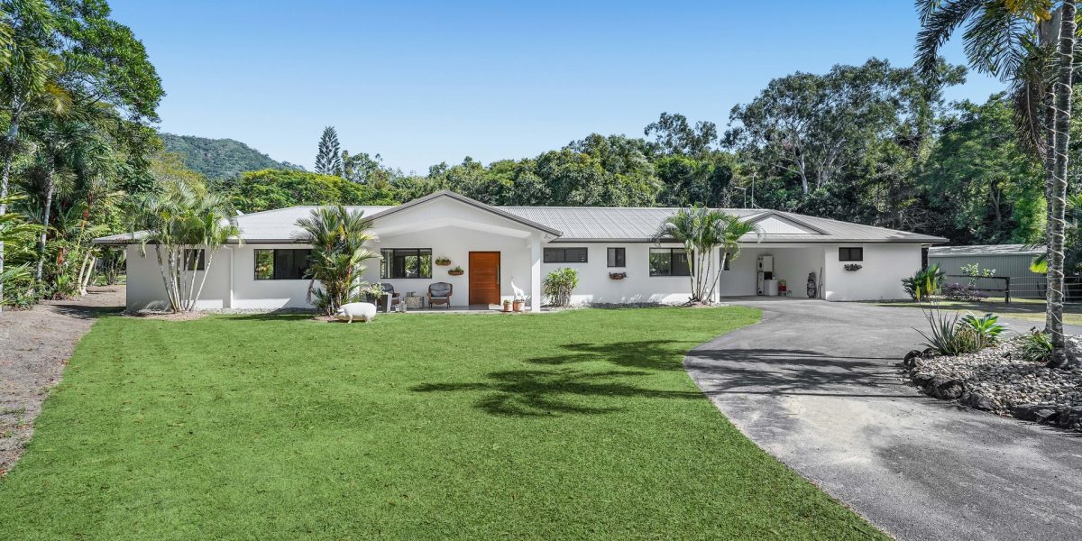 26-28 Evergreen Street, Clifton Beach, QLD 4879 AUS