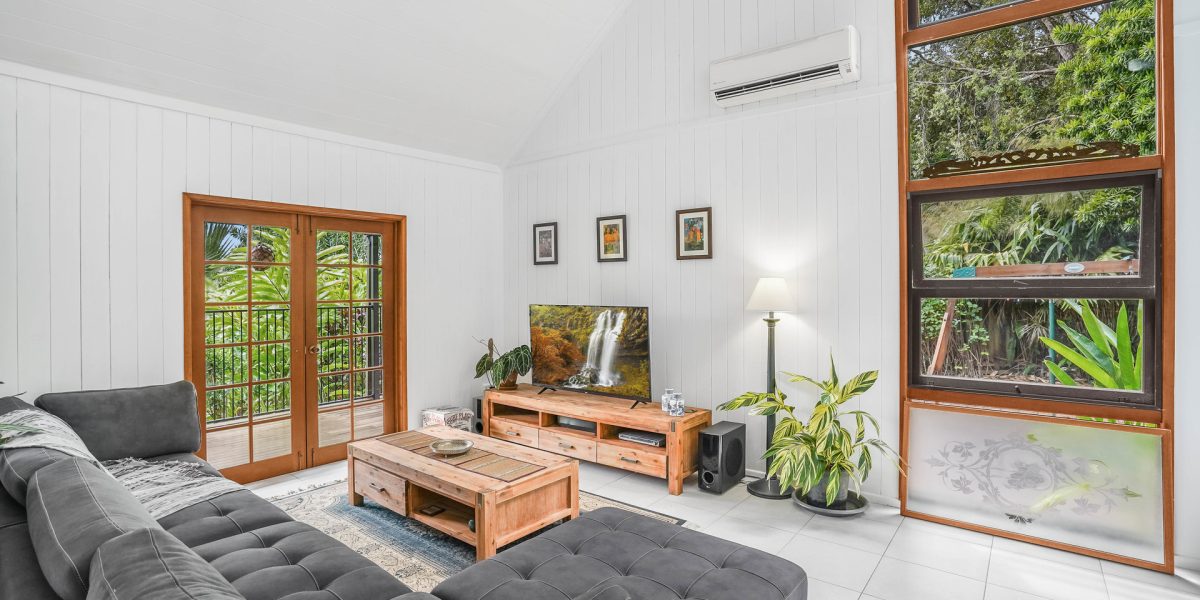 1 Kiriwina Close, Trinity Beach, QLD 4879 AUS