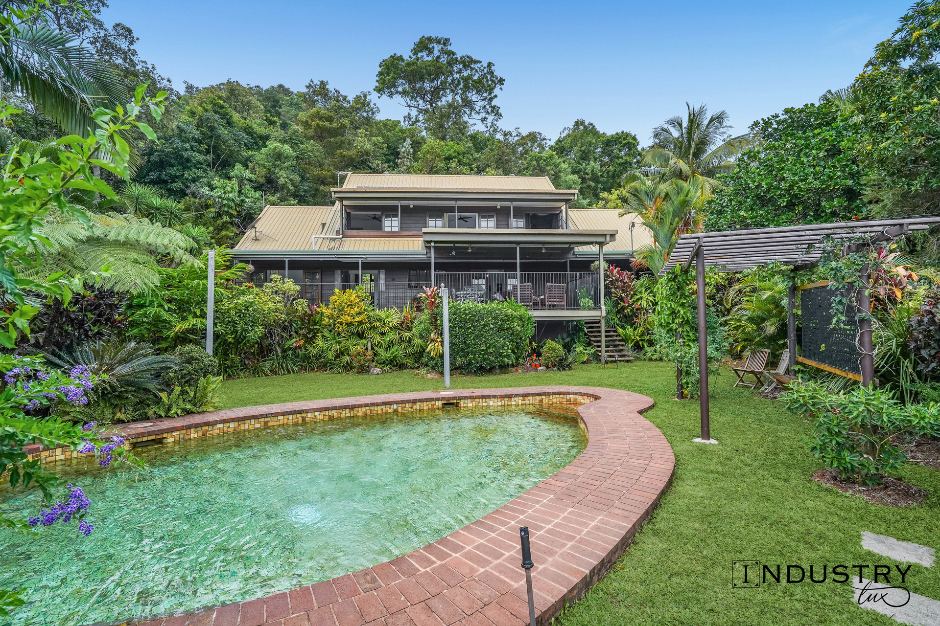 1 Kiriwina Close, Trinity Beach, QLD 4879 AUS