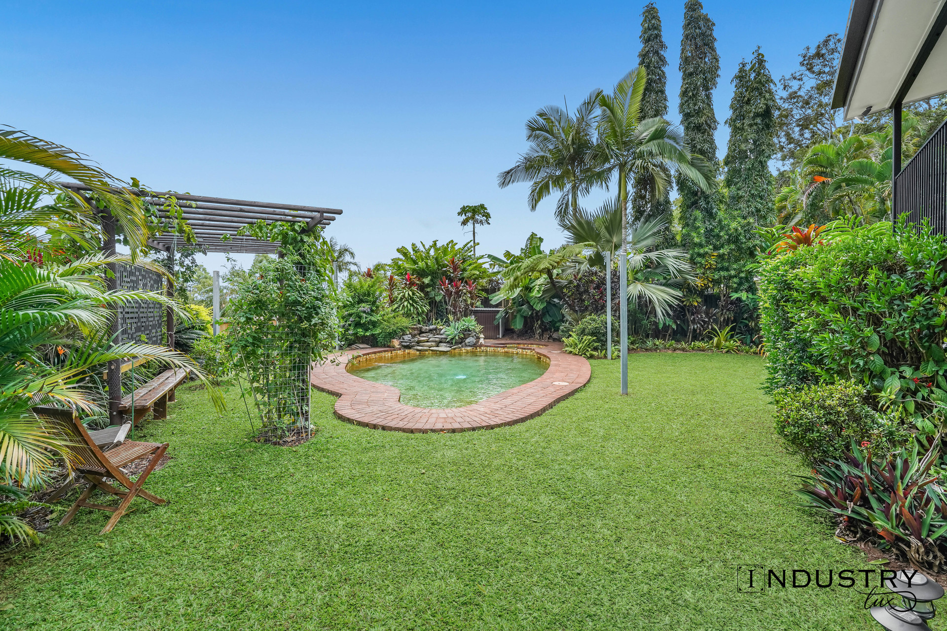 1 Kiriwina Close, Trinity Beach, QLD 4879 AUS