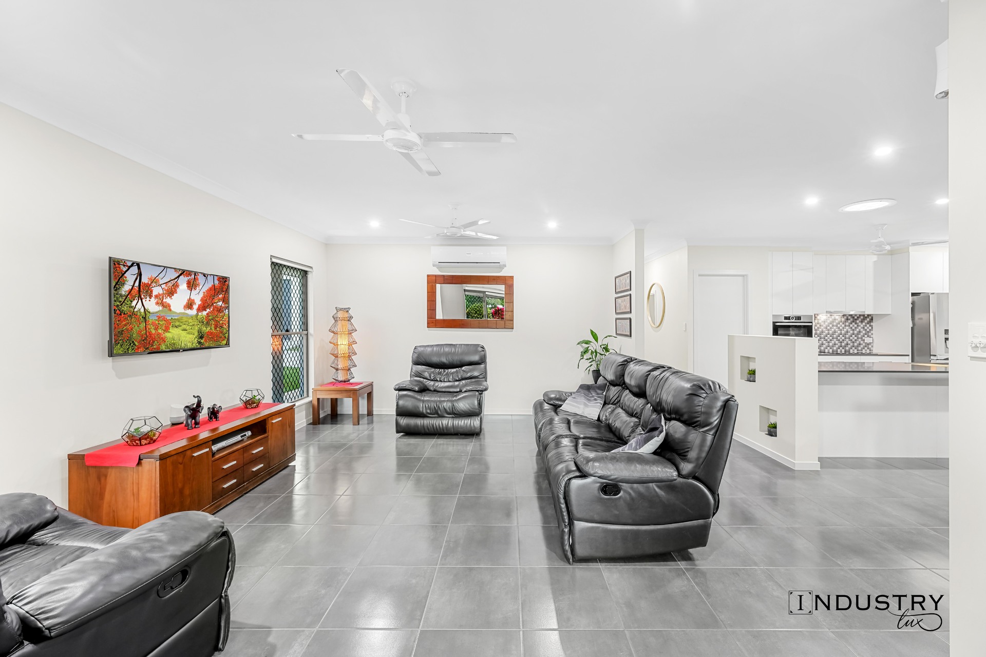 15 Wilkinson Street, Kewarra Beach, QLD 4879 AUS