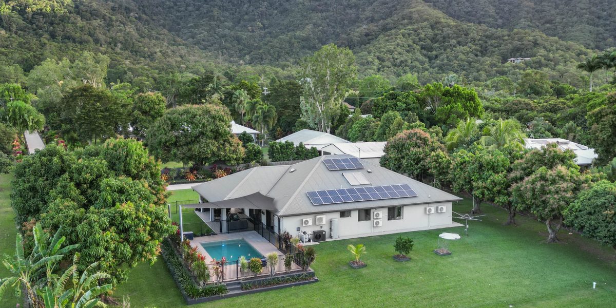 15 Wilkinson Street, Kewarra Beach, QLD 4879 AUS