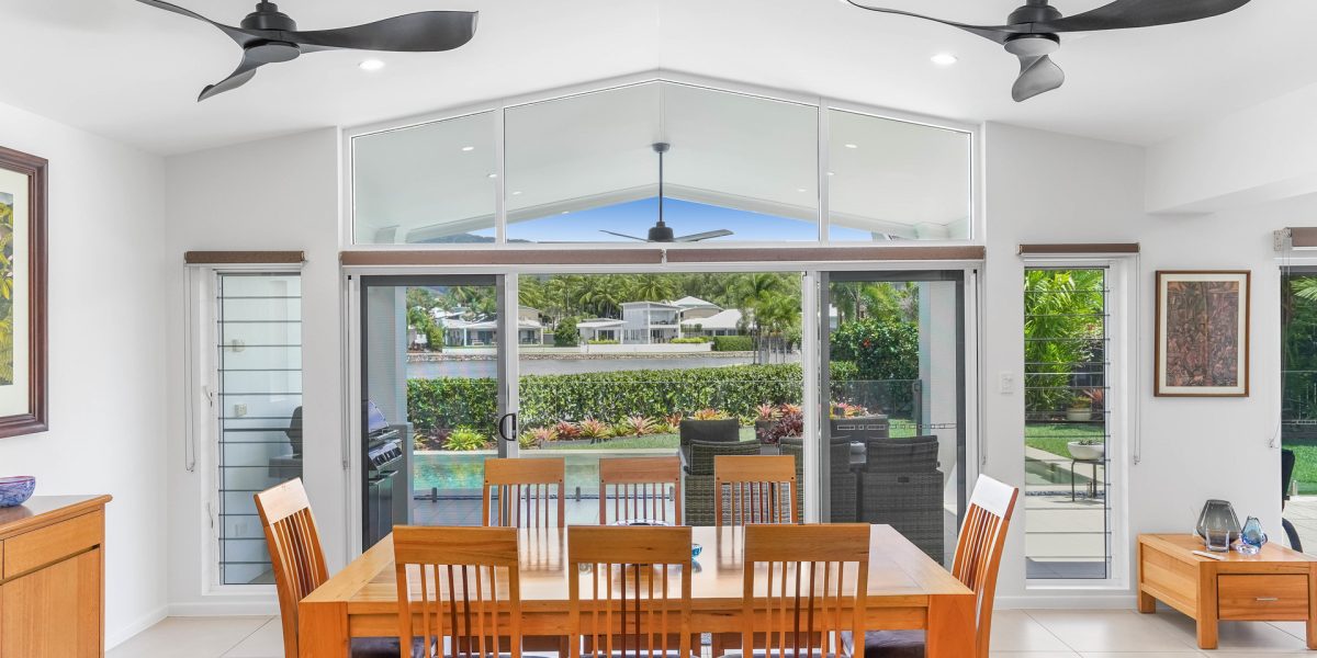 4 Lagoon Drive, Trinity Beach, QLD 4879 AUS