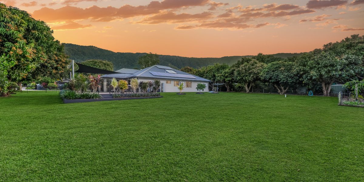15 Wilkinson Street, Kewarra Beach, QLD 4879 AUS