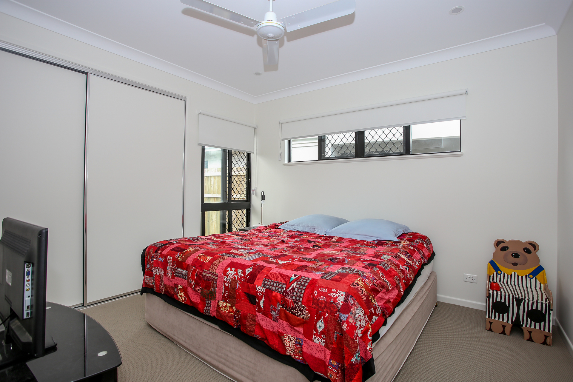 9 Ainslie Place, Smithfield, QLD 4878 AUS