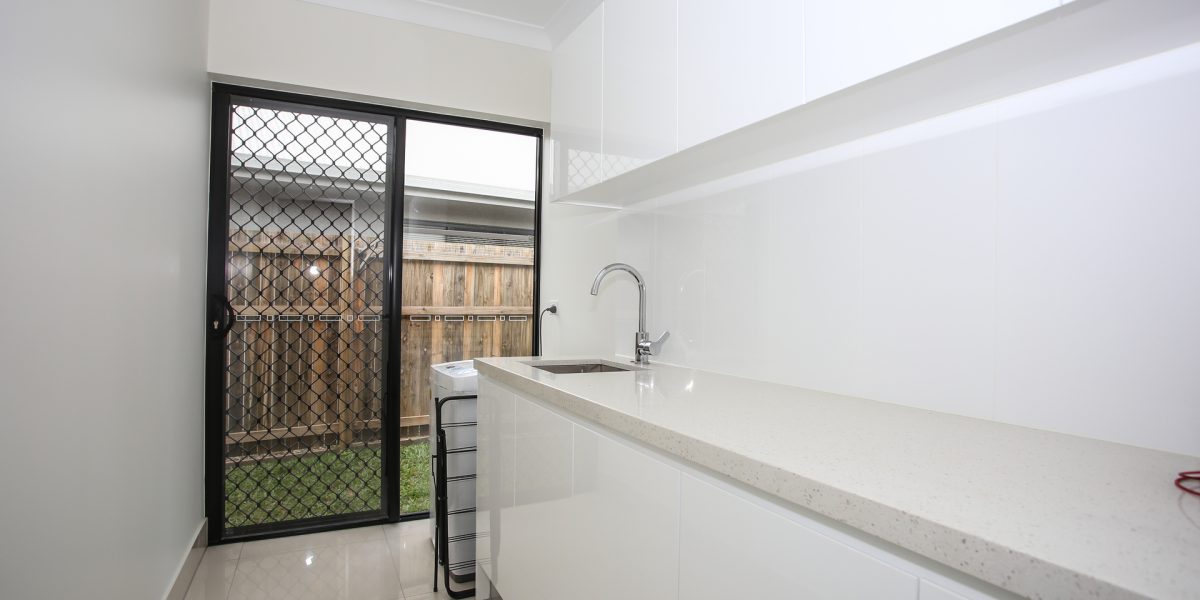9 Ainslie Place, Smithfield, QLD 4878 AUS
