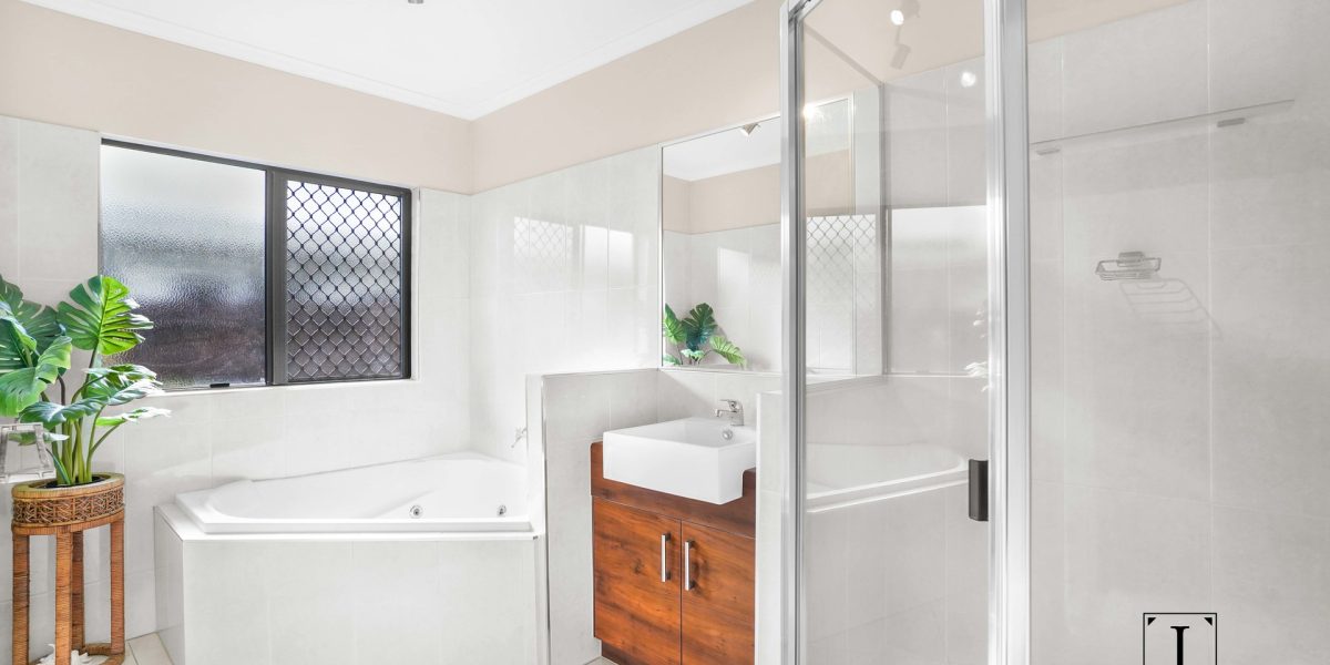 25 Corkwood Street, Kewarra Beach, QLD 4879 AUS