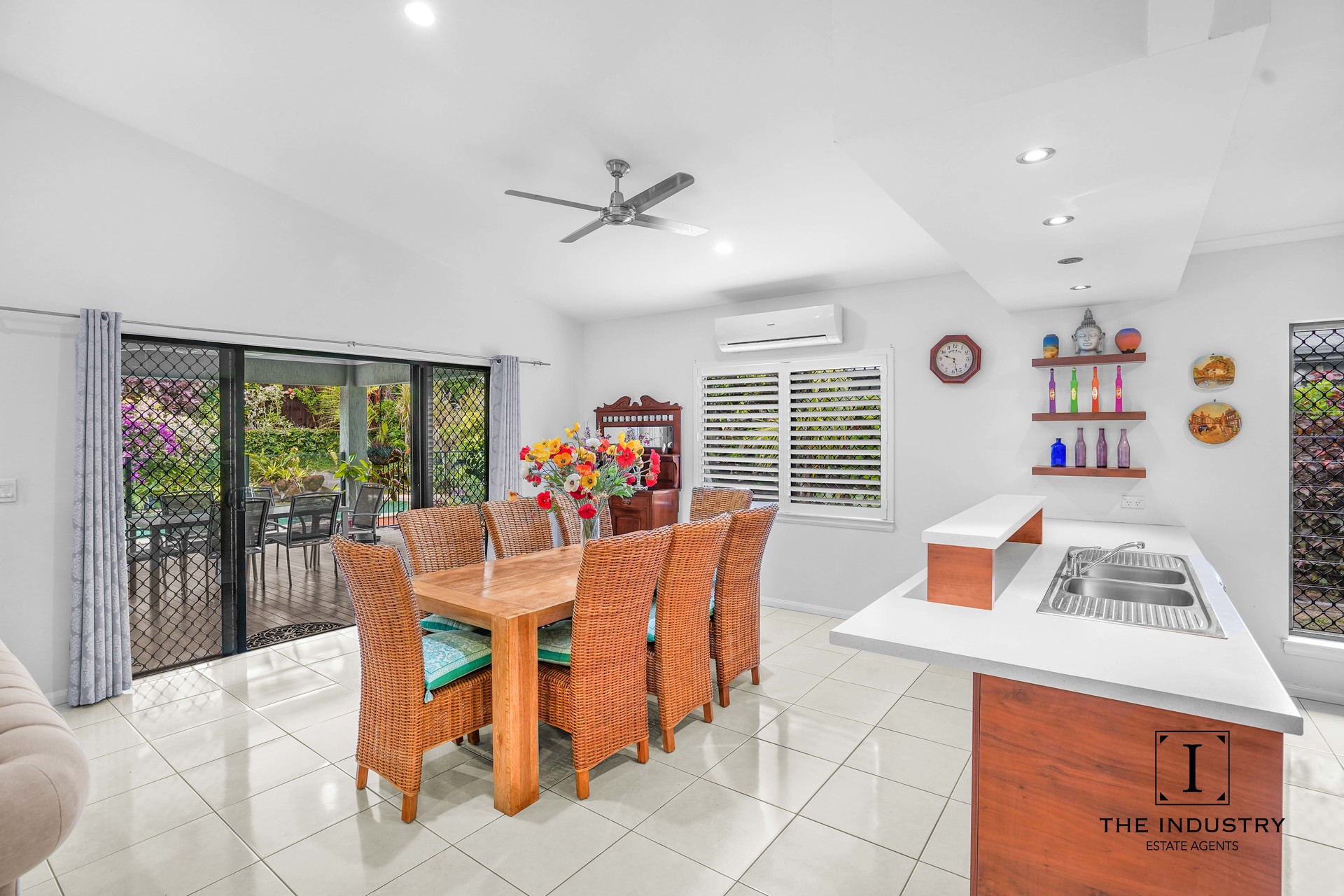 25 Corkwood Street, Kewarra Beach, QLD 4879 AUS