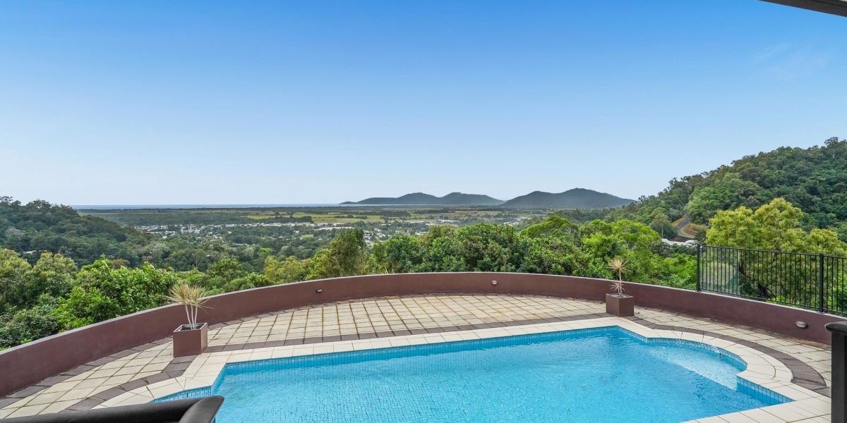 6-8 Chatham Terrace, Smithfield, QLD 4878 AUS
