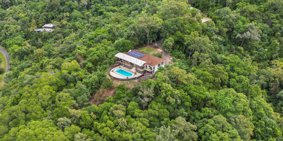 6-8 Chatham Terrace, Smithfield, QLD 4878 AUS