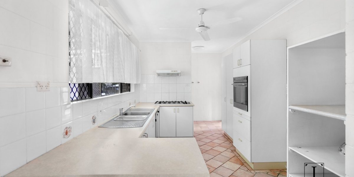 5 Linden Street, Clifton Beach, QLD 4879 AUS