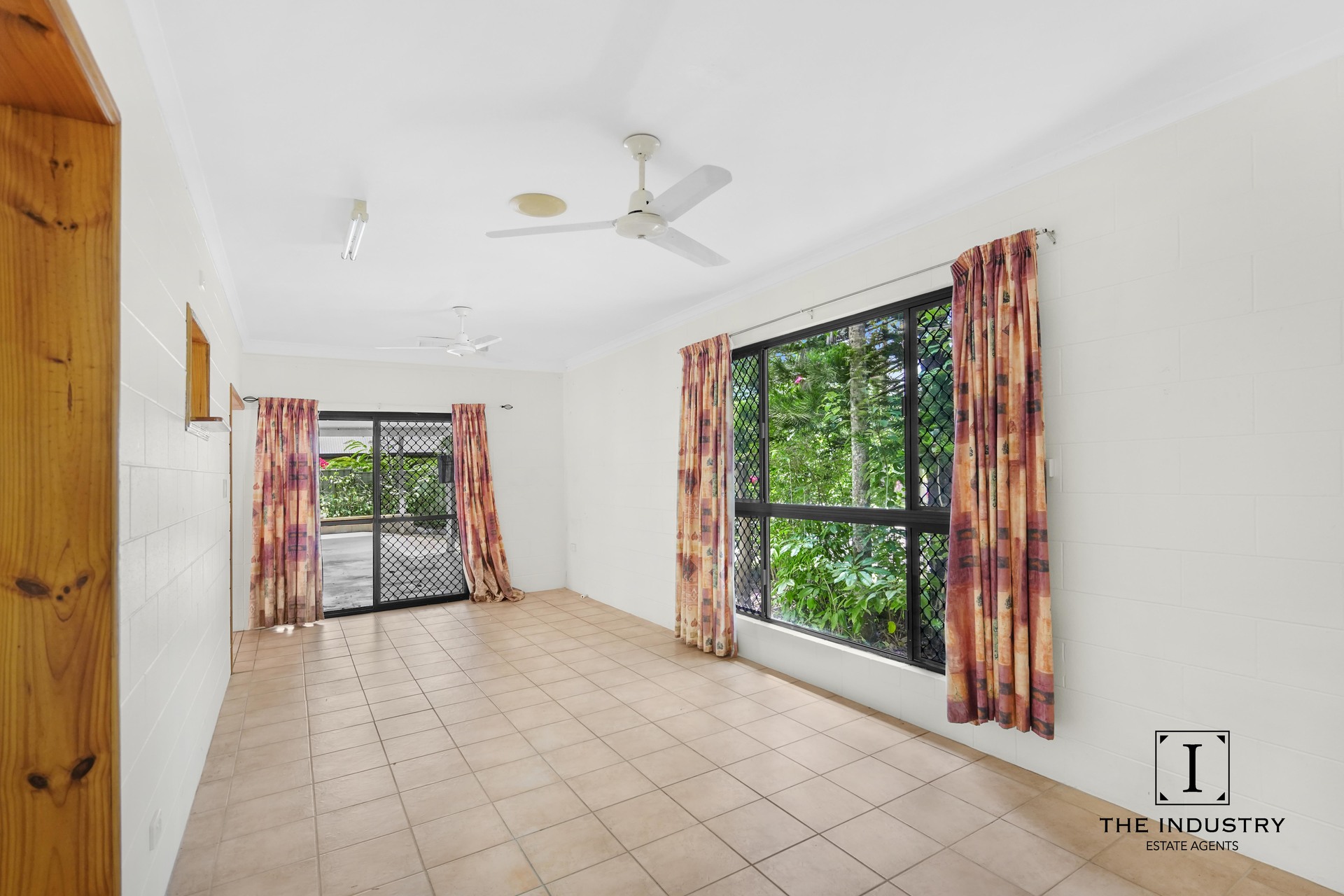 5 Linden Street, Clifton Beach, QLD 4879 AUS