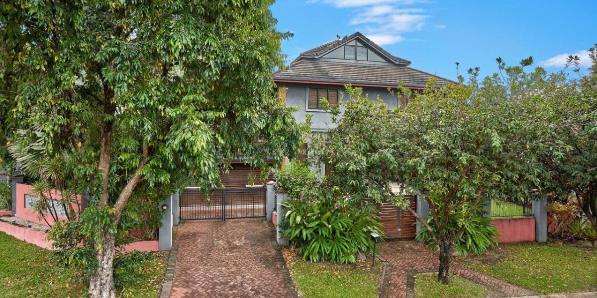 1 Turtle Close, Clifton Beach, QLD 4879 AUS