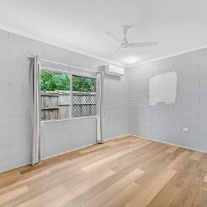 5 Kambara Street, White Rock, QLD 4868 AUS