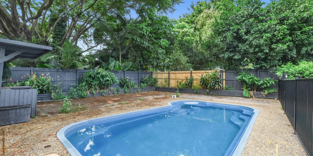5 Kambara Street, White Rock, QLD 4868 AUS