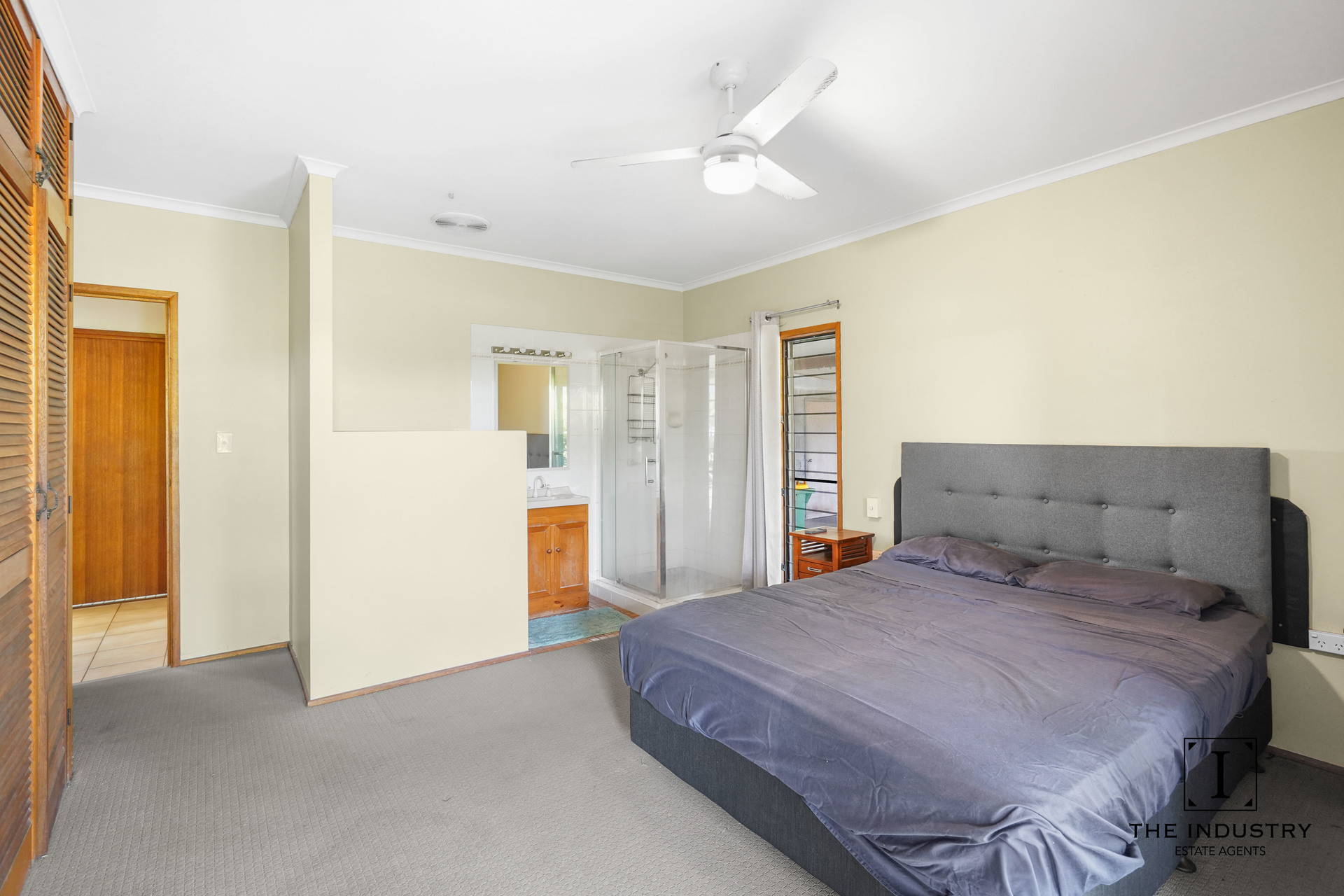 1 Universal Close, White Rock, QLD 4868 AUS