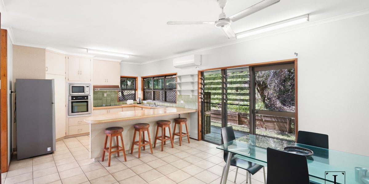 1 Universal Close, White Rock, QLD 4868 AUS