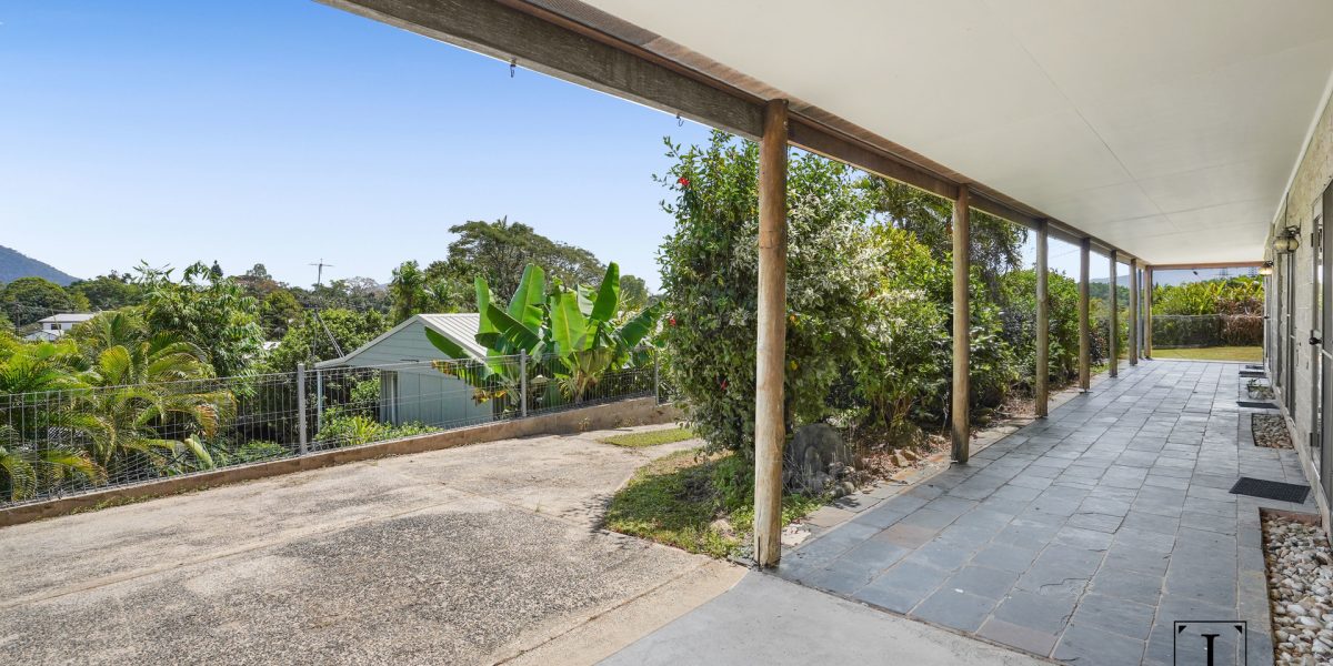 1 Universal Close, White Rock, QLD 4868 AUS
