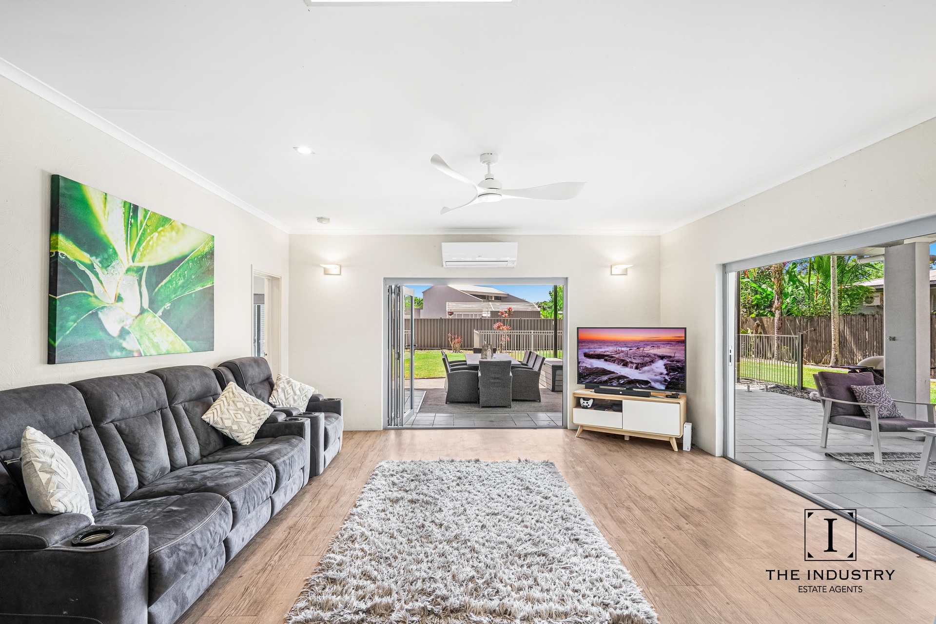 16 Linden Street, Clifton Beach, QLD 4879 AUS