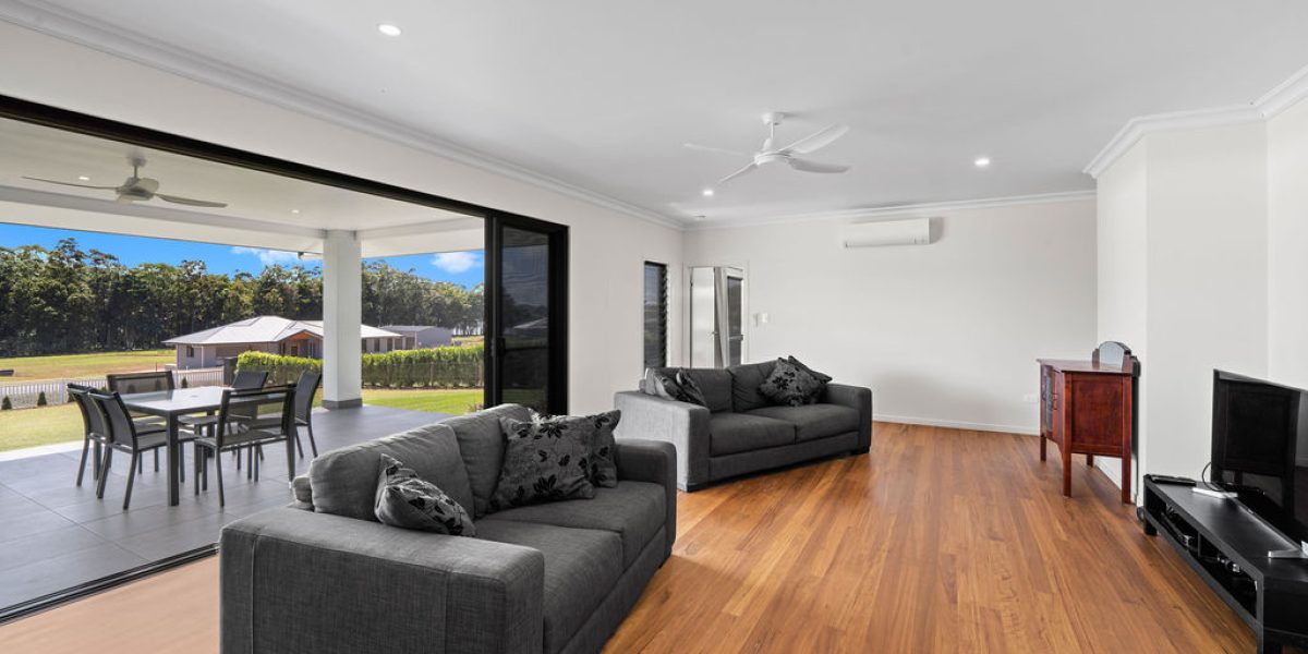6 Quaid Court, Tinaroo, QLD 4872 AUS