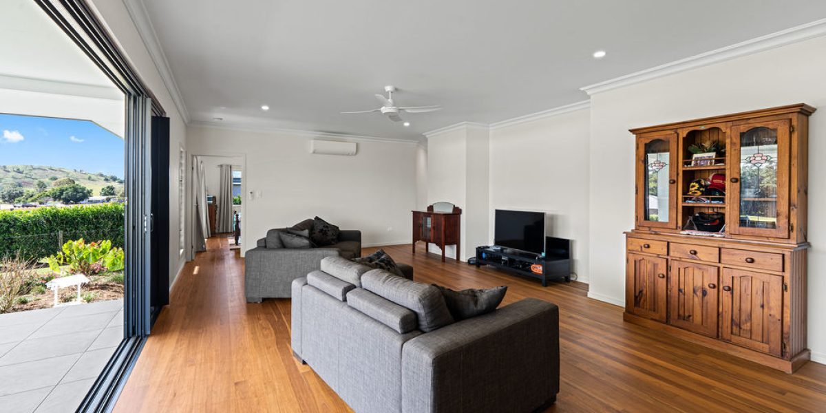 6 Quaid Court, Tinaroo, QLD 4872 AUS
