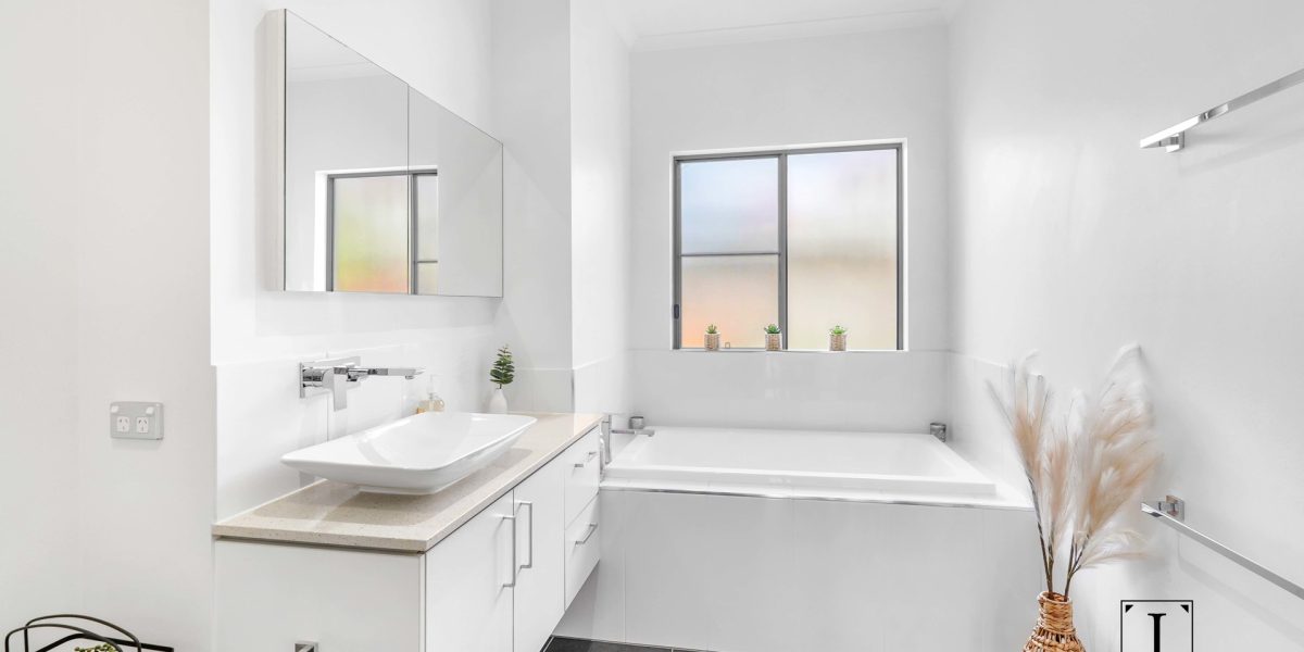 6 McAlister Avenue, Kewarra Beach, QLD 4879 AUS