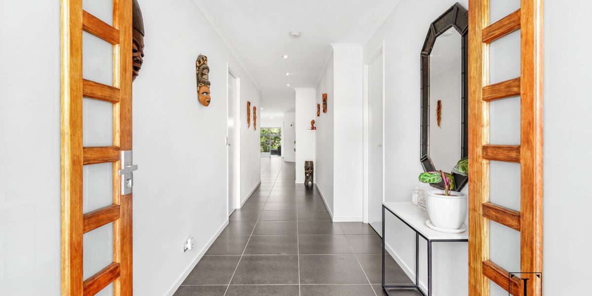 6 McAlister Avenue, Kewarra Beach, QLD 4879 AUS