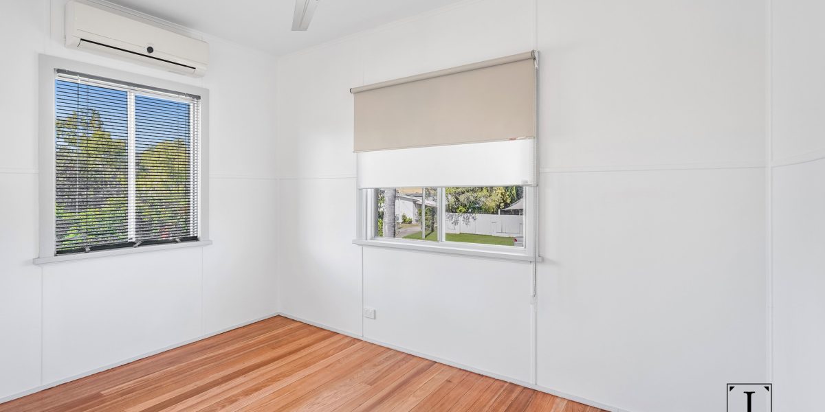 62 English Street, Manunda, QLD 4870 AUS