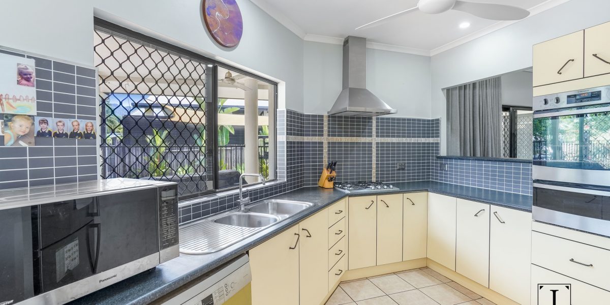 41 Malabar Street, Mount Sheridan, QLD 4868 AUS