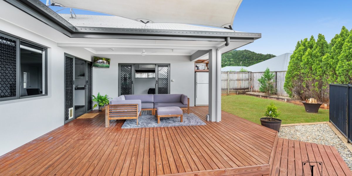 56 Springbrook Avenue, Redlynch, QLD 4870 AUS
