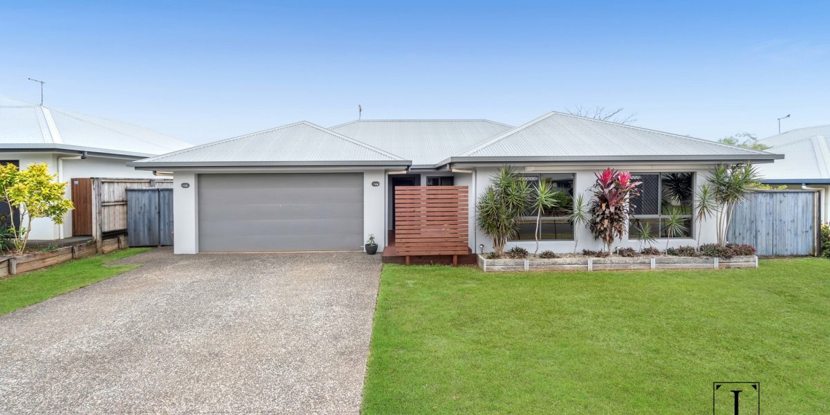 56 Springbrook Avenue, Redlynch, QLD 4870 AUS
