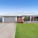 56 Springbrook Avenue, Redlynch, QLD 4870 AUS