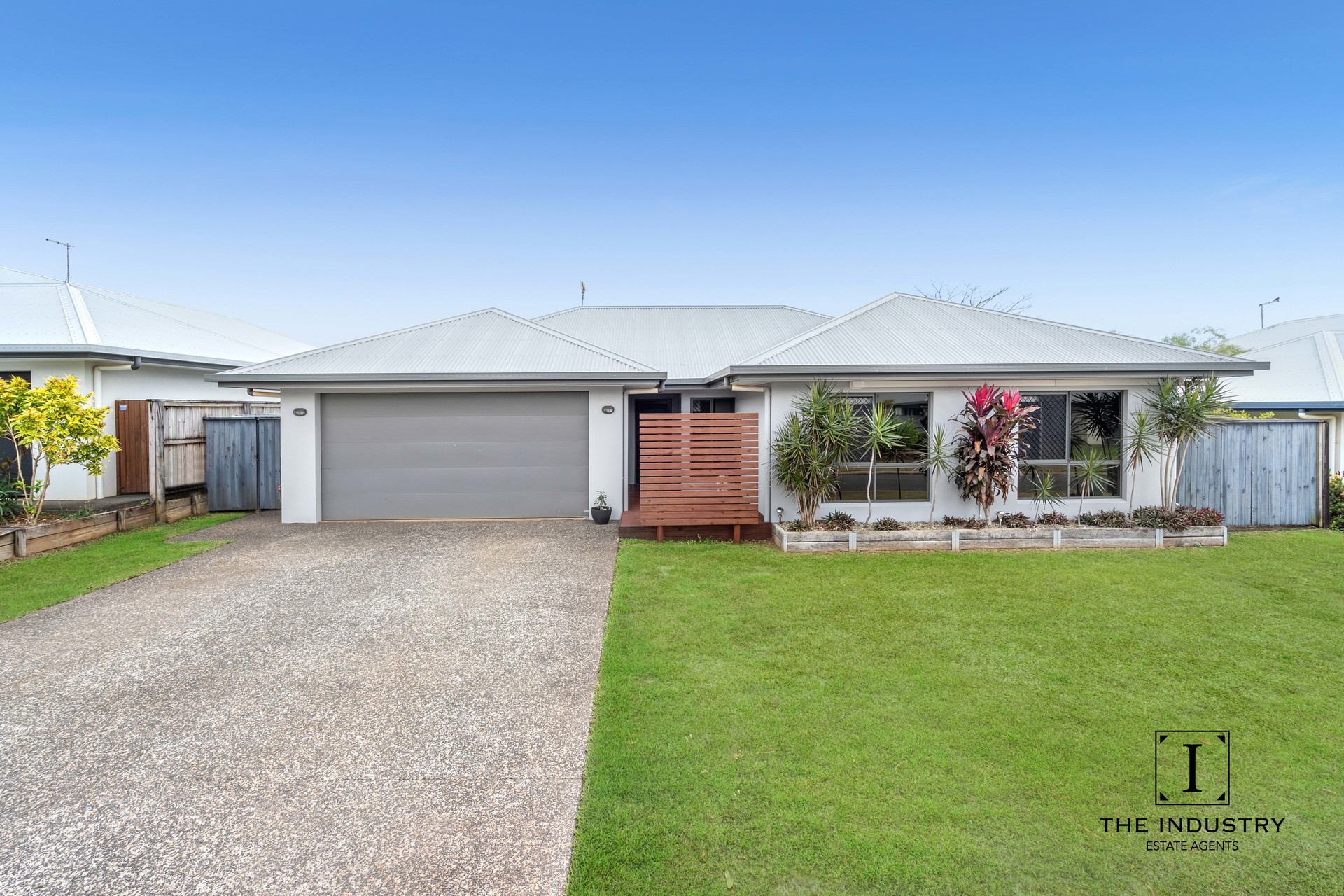 56 Springbrook Avenue, Redlynch, QLD 4870 AUS