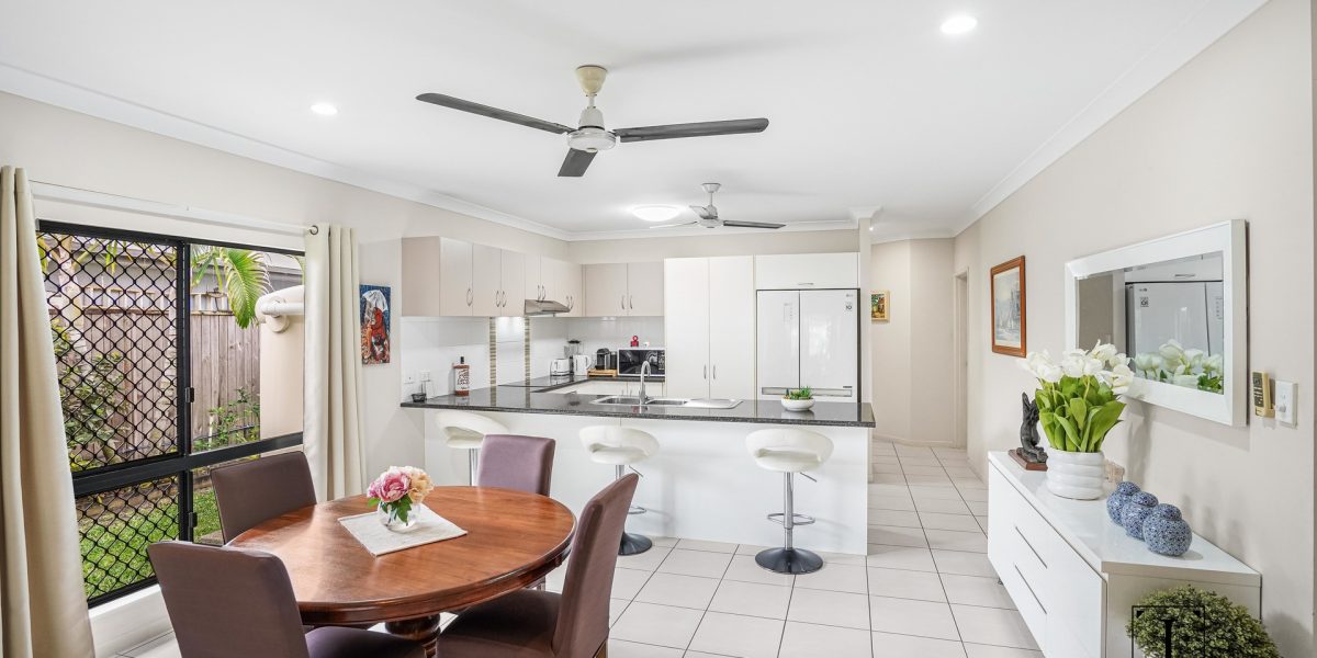 8 Seaways Street, Trinity Beach, QLD 4879 AUS