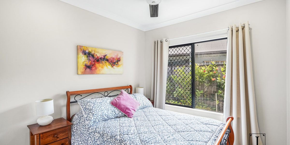 8 Seaways Street, Trinity Beach, QLD 4879 AUS