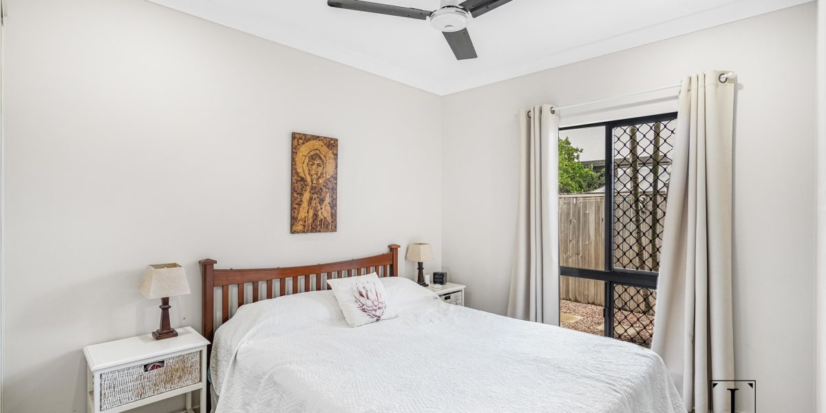 8 Seaways Street, Trinity Beach, QLD 4879 AUS