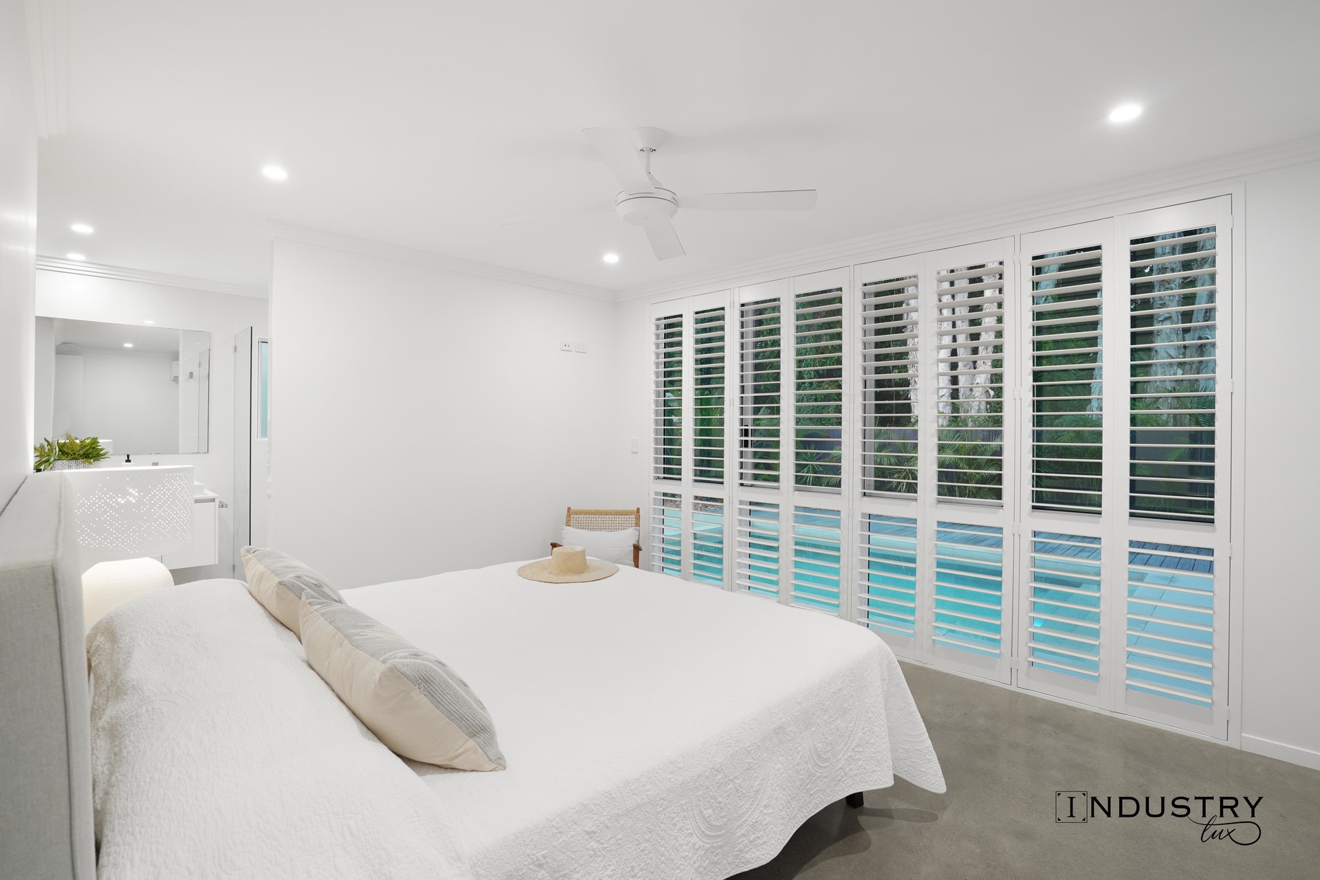 18 Turtle Close, Clifton Beach, QLD 4879 AUS