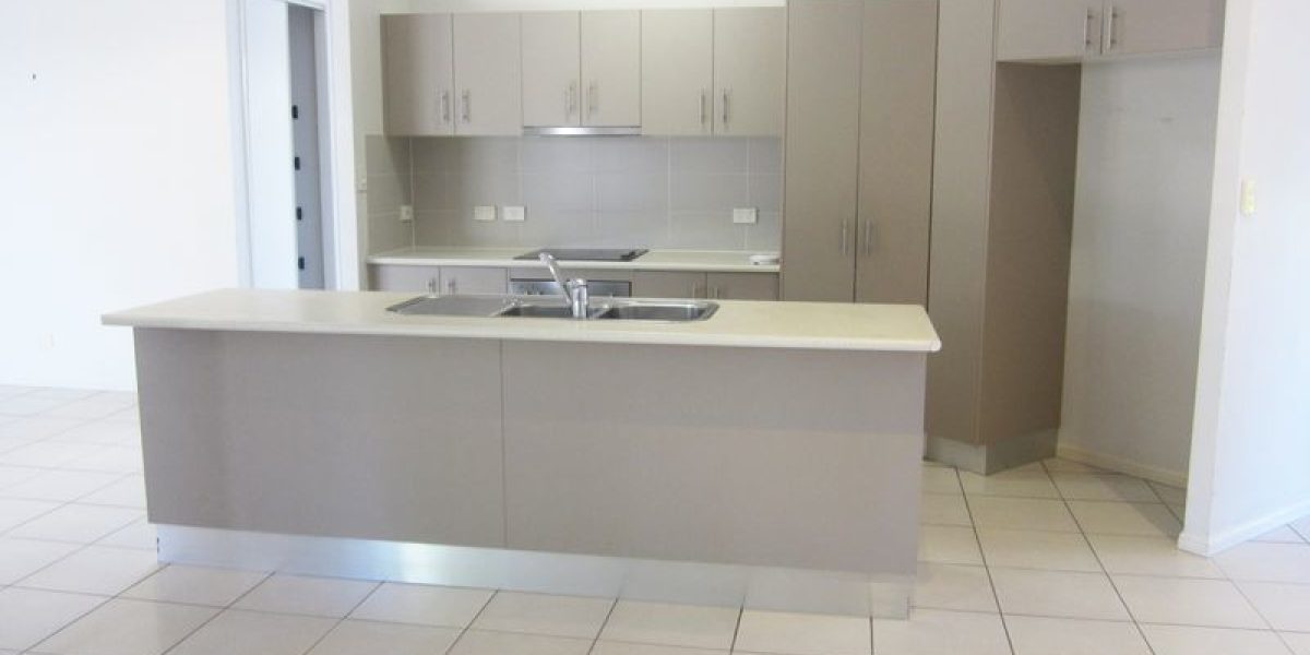 3 Merri Street, Bentley Park, QLD 4869 AUS