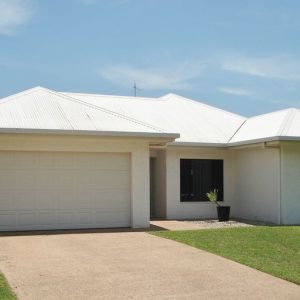 5 Norfolk Circuit, Redlynch, QLD 4870 AUS