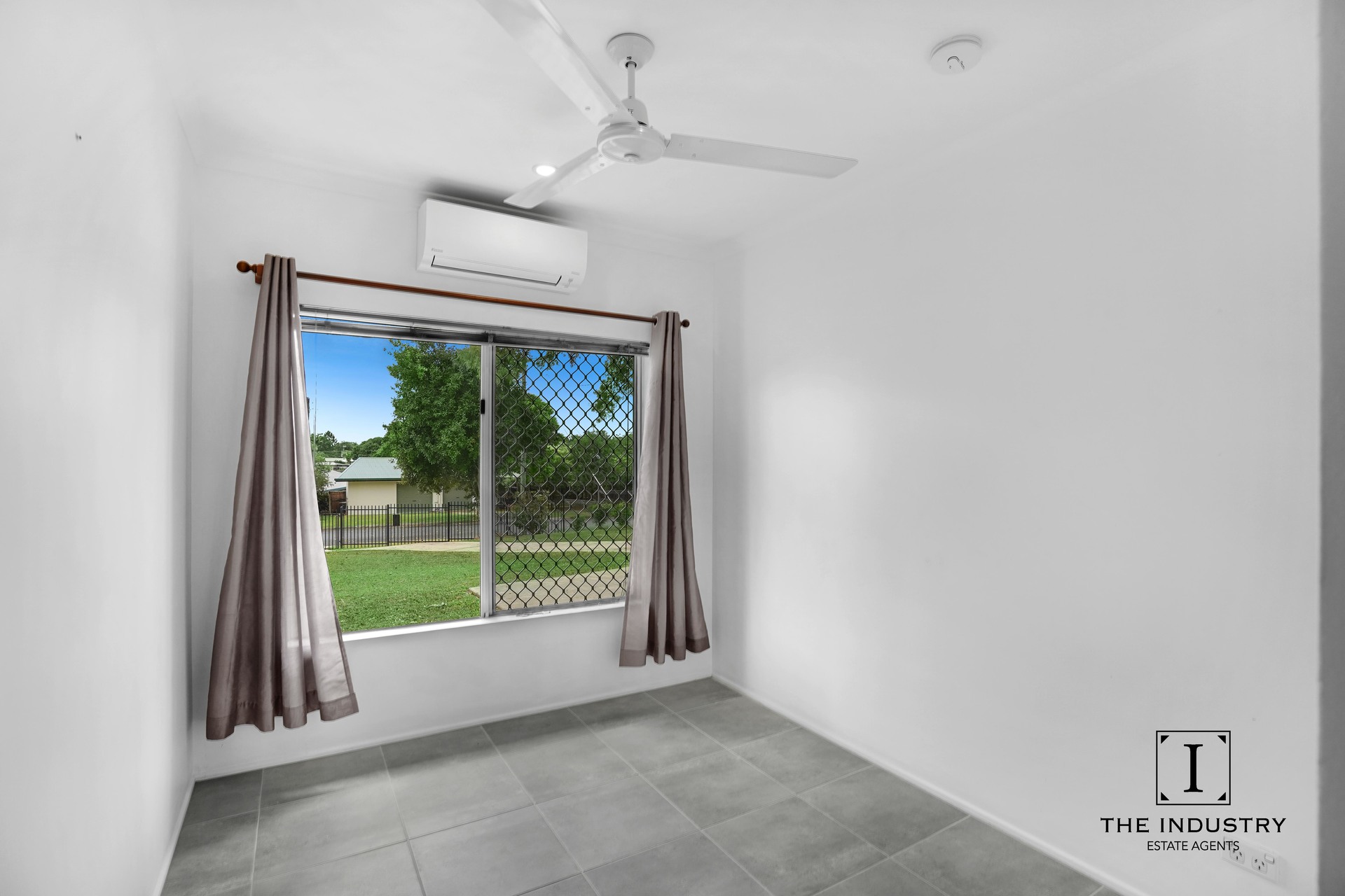 19 Gommory Close, Earlville, QLD 4870 AUS