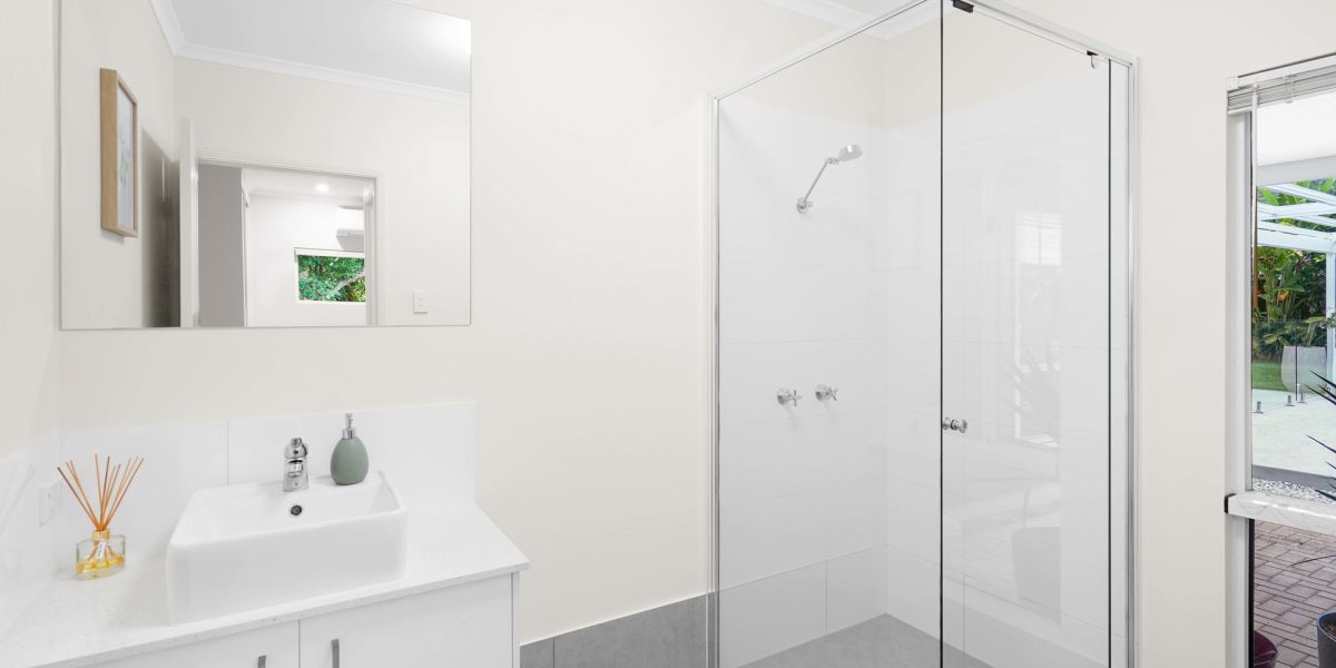 14 Joseph Banks Close, Kewarra Beach, QLD 4879 AUS