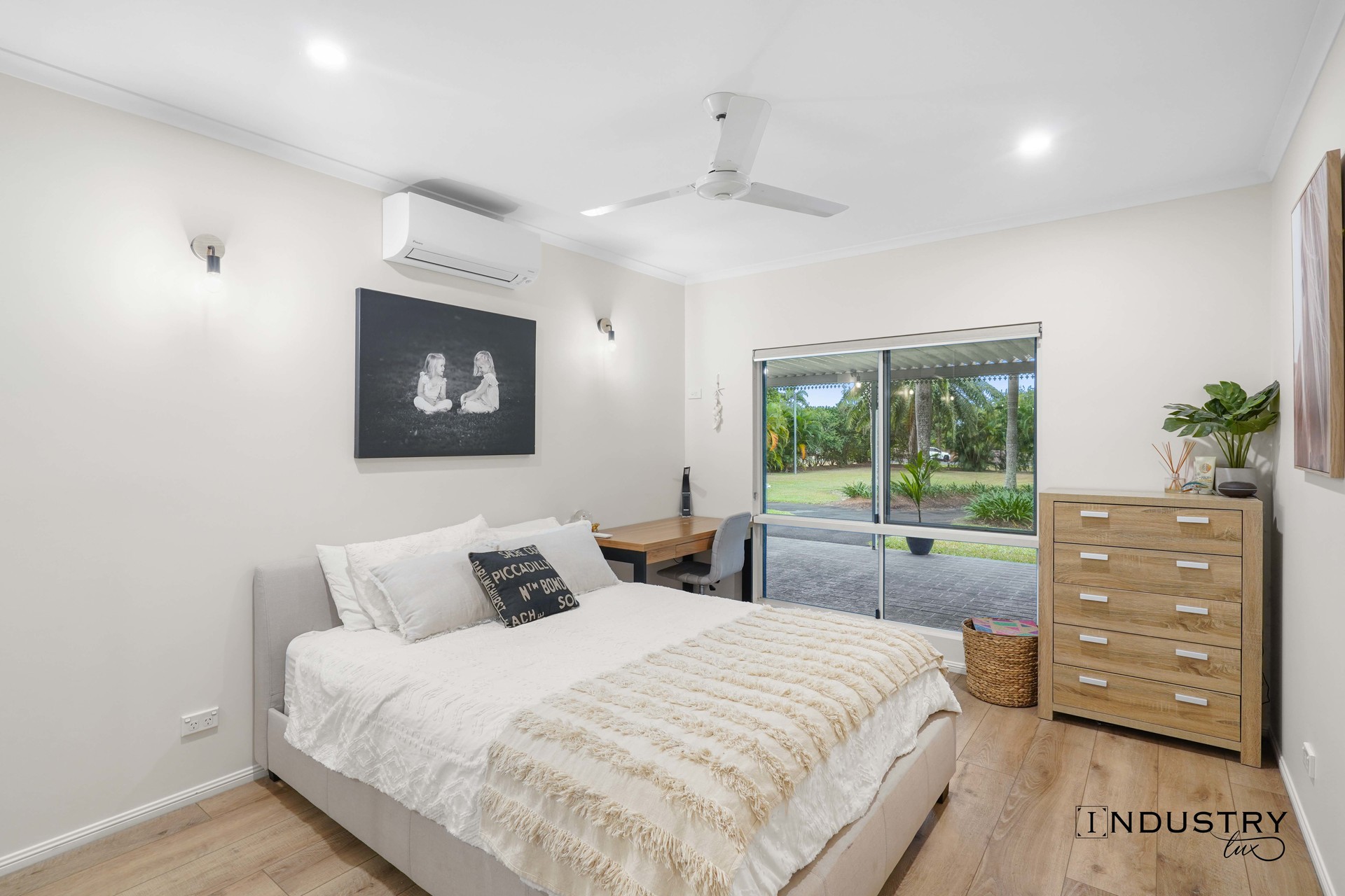 14 Joseph Banks Close, Kewarra Beach, QLD 4879 AUS