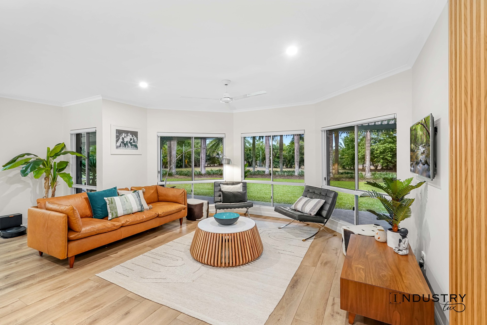 14 Joseph Banks Close, Kewarra Beach, QLD 4879 AUS