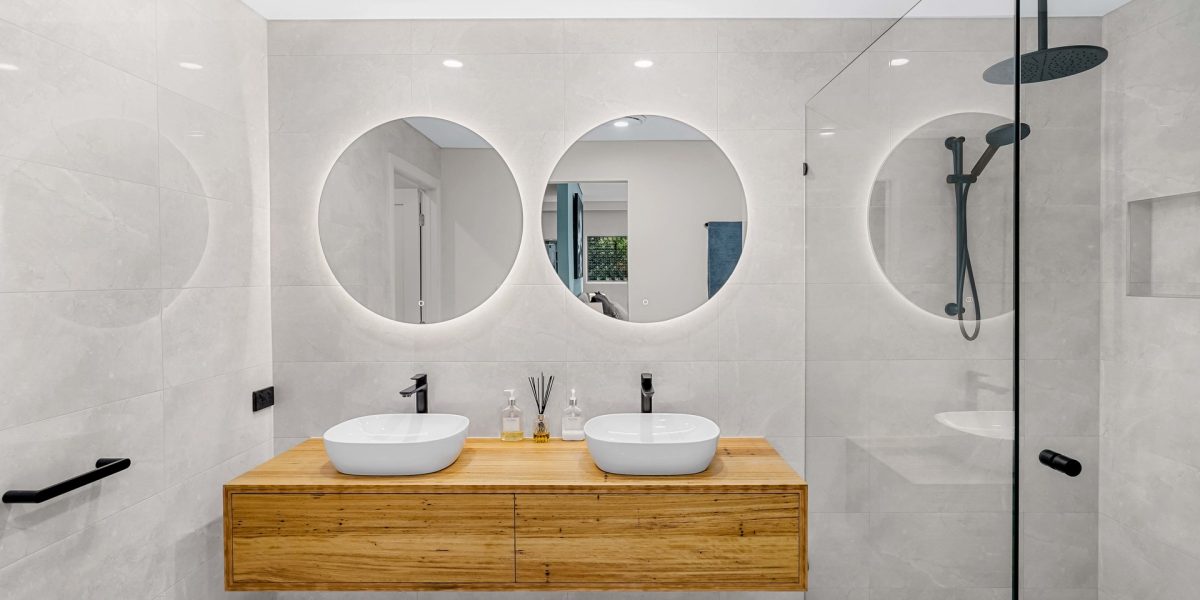 14 Joseph Banks Close, Kewarra Beach, QLD 4879 AUS