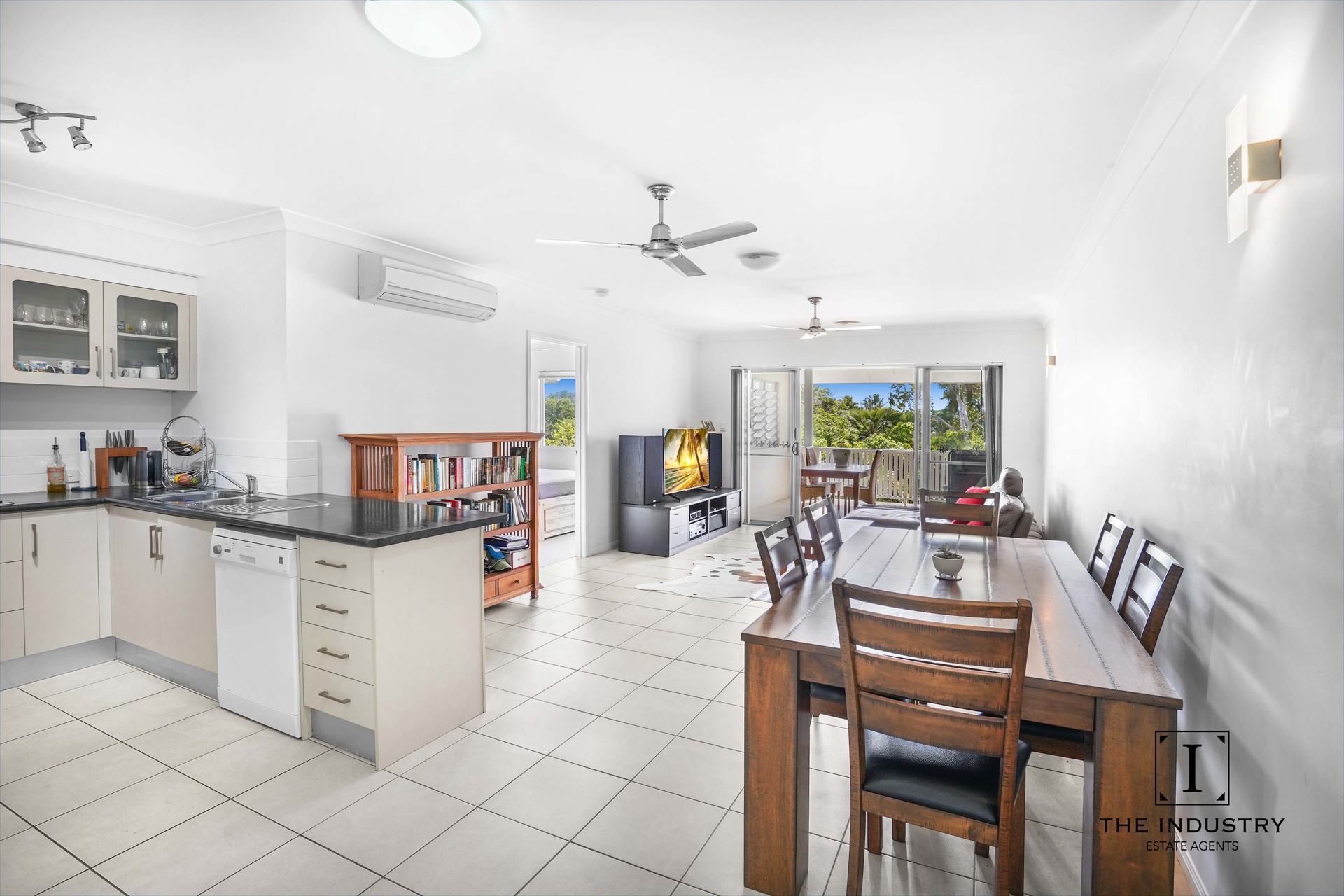 96/114-118 Trinity Beach Road, Trinity Beach, QLD 4879 AUS