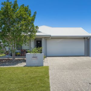 31 Starcke Trail, Smithfield, QLD 4878 AUS