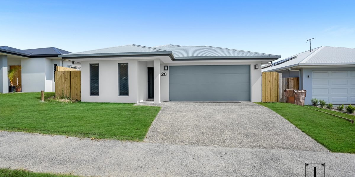 28 Shipmate Drive, Trinity Beach, QLD 4879 AUS