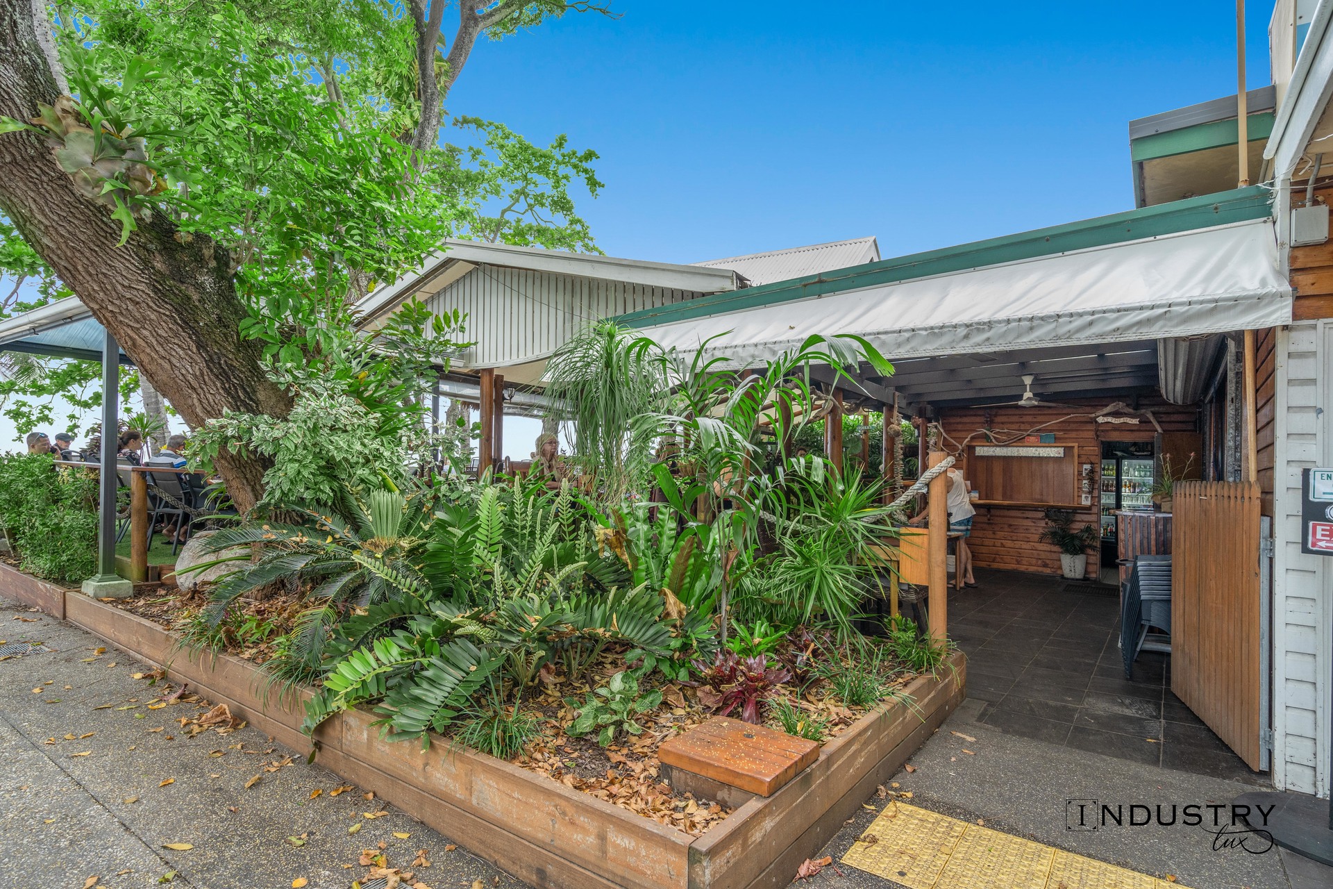 20 Poinsettia Street, Holloways Beach, QLD 4878 AUS