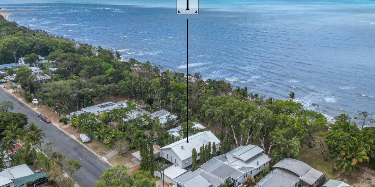 20 Poinsettia Street, Holloways Beach, QLD 4878 AUS