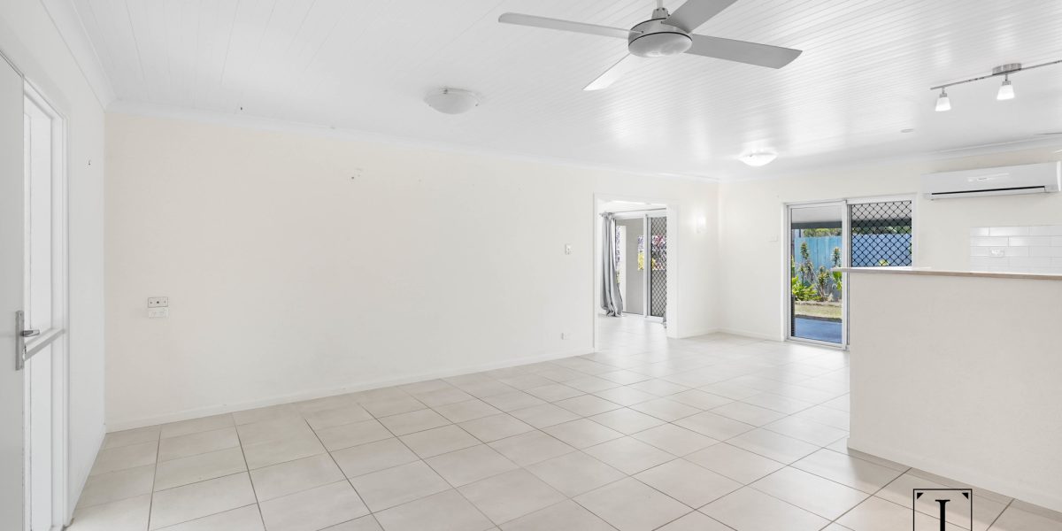 1 Rudder Street, Clifton Beach, QLD 4879 AUS